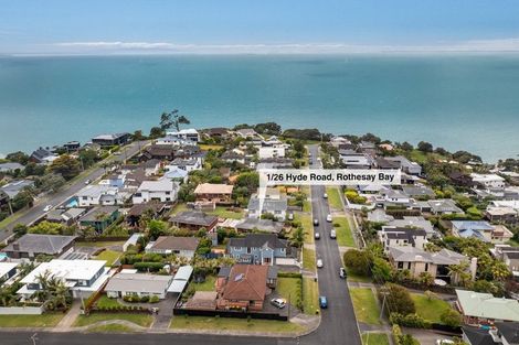 Photo of property in 1/26 Hyde Road, Rothesay Bay, Auckland, 0630