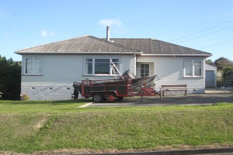 Photo of property in 27 Whanake Street, Titahi Bay, Porirua, 5022
