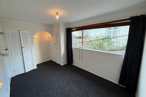 Photo of property in 12 Aubrey Street, New Plymouth, 4310