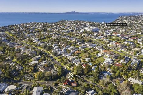 Photo of property in 37 Korotaha Terrace, Rothesay Bay, Auckland, 0630