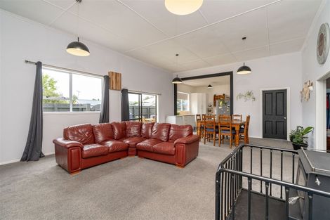 Photo of property in 18 Main Road, Owaka, 9535