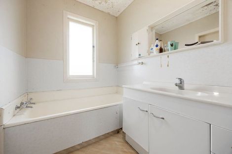 Photo of property in 115 Mardon Road, Enderley, Hamilton, 3214