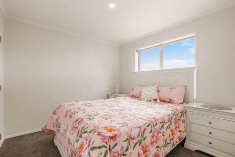 Photo of property in 143 Te Okuroa Drive, Papamoa, 3118