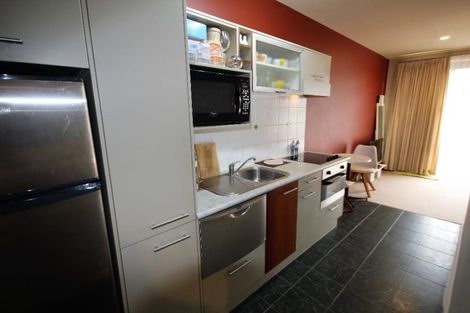 Photo of property in Atrium Towers, 1n/154 The Terrace, Wellington Central, Wellington, 6011