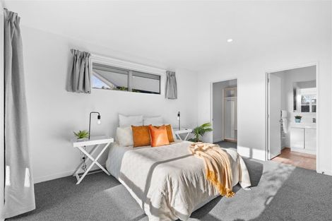 Photo of property in 98 Gilberthorpes Road, Hei Hei, Christchurch, 8042