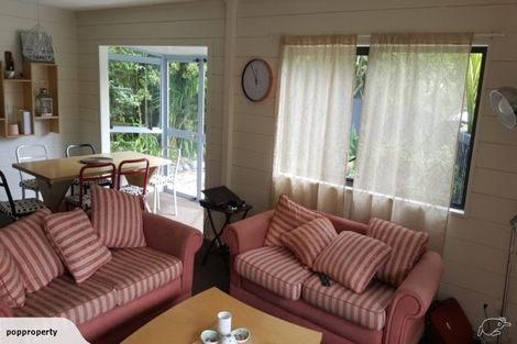 Photo of property in 2/71 Saddleback Rise, Murrays Bay, Auckland, 0630