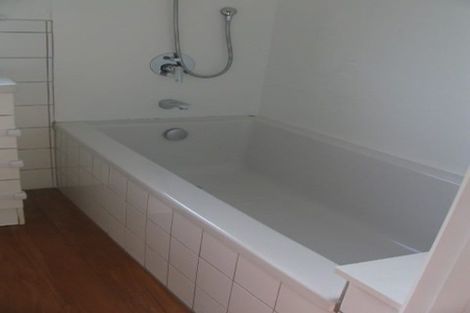 Photo of property in 199 Forrest Hill Road, Forrest Hill, Auckland, 0620