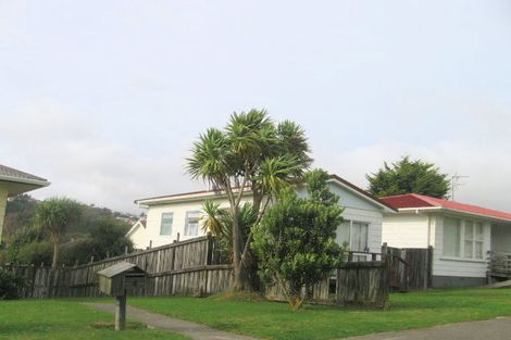 Photo of property in 2 Stipulate Place, Ascot Park, Porirua, 5024