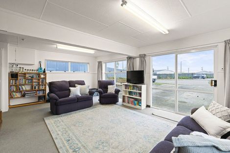Photo of property in 6 Arundel Place, Springvale, Whanganui, 4501