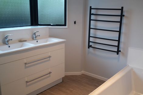 Photo of property in 74 Harrisville Road, Tuakau, 2121