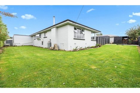 Photo of property in 110 Dunlop Street, Wallacetown, 9816
