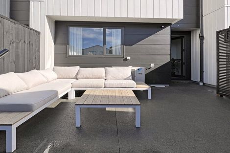 Photo of property in 25/1 Scott Road, Hobsonville, Auckland, 0616