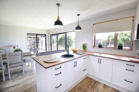 Photo of property in 24 Skerrett Crescent, Tamatea, Napier, 4112