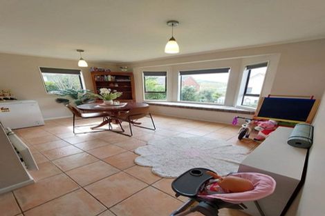 Photo of property in 17 Mallard Grove, Churton Park, Wellington, 6037