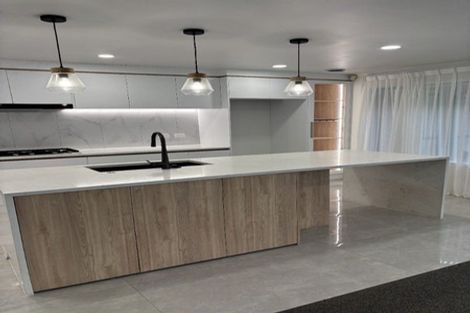 Photo of property in 8 Corrofin Drive, East Tamaki, Auckland, 2013