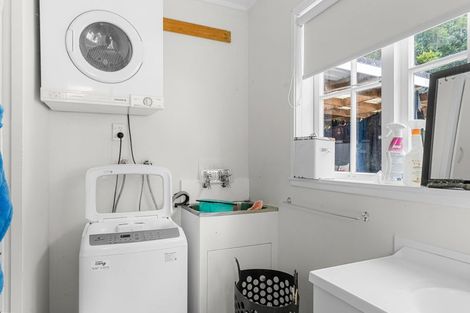 Photo of property in 43b Hook Road, Paparoa, 0571