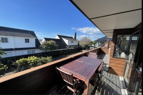 Photo of property in 2/13 Saltburn Road, Milford, Auckland, 0620