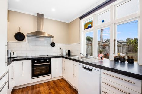 Photo of property in 1/61 Wakefield Street, Alicetown, Lower Hutt, 5010