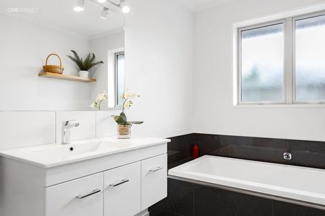 Photo of property in 8 Amy Place, Rangiora, 7400