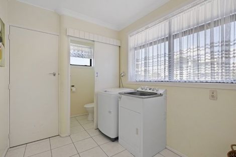 Photo of property in 21 Tirinui Crest Road, Otumoetai, Tauranga, 3110