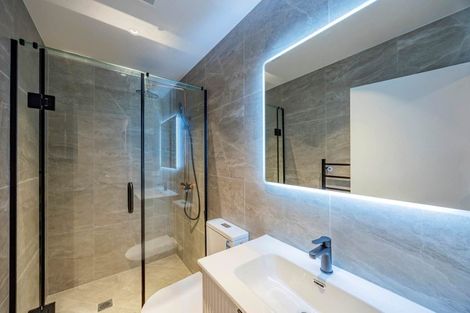 Photo of property in 46b Portadown Avenue, Pakuranga Heights, Auckland, 2010