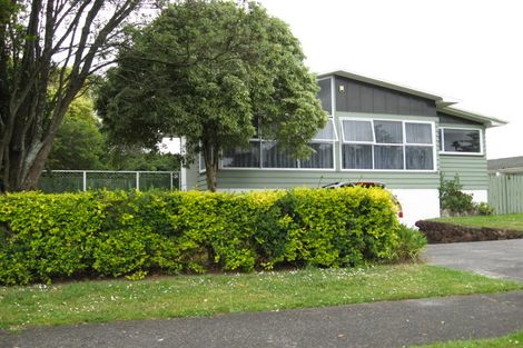 Photo of property in 13 Waterlea Avenue, Mangere Bridge, Auckland, 2022