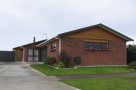 Photo of property in 45 Peppertree Glade, Kelvin Grove, Palmerston North, 4414
