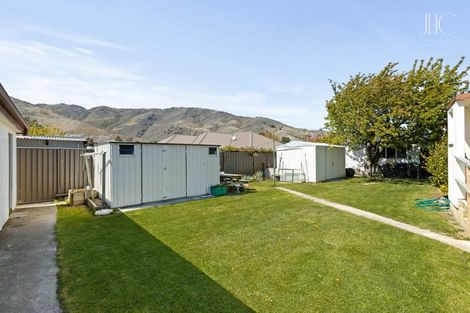 Photo of property in 8 Sunhaven Cove, Cromwell, 9310