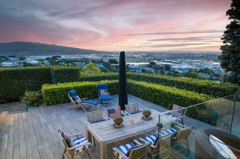 Photo of property in 285 Cannon Hill Crescent, Mount Pleasant, Christchurch, 8081