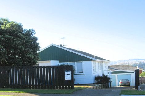 Photo of property in 35 Rangituhi Crescent, Takapuwahia, Porirua, 5022