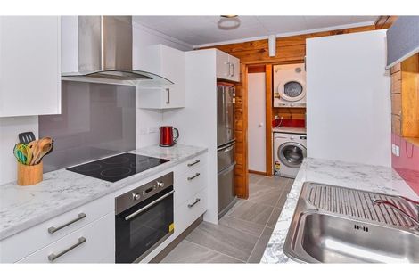 Photo of property in 58b Jellicoe Road, Manurewa, Auckland, 2102