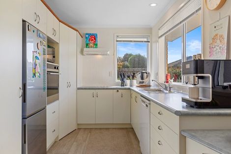 Photo of property in 19 Pirika Place, Papamoa Beach, Papamoa, 3118