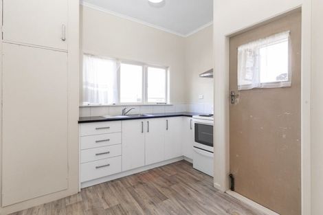 Photo of property in 2/461 Great South Road, Opaheke, Papakura, 2113