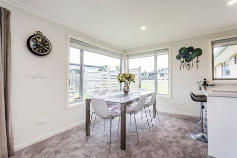 Photo of property in 22 Heathfield Drive, Mosgiel, 9024