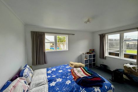 Photo of property in 7 Colvin Street, Westport, 7825