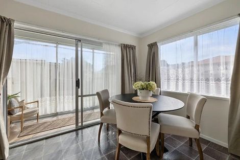 Photo of property in 1 Naumai Place, Spotswood, New Plymouth, 4310