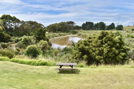 Photo of property in 152 Te Hapua Road, Te Horo, Otaki, 5581