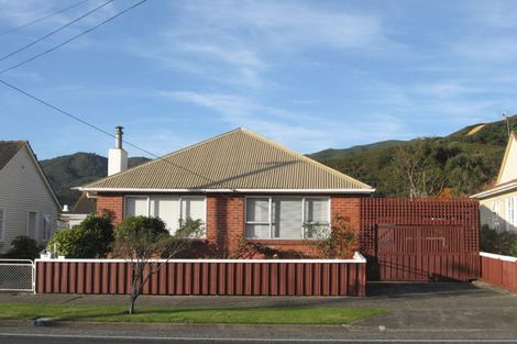 Photo of property in 59 Seddon Street, Naenae, Lower Hutt, 5011