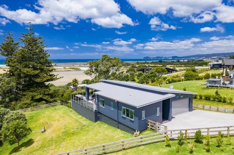 Photo of property in 11 Seascape Crescent, Waipu, 0582