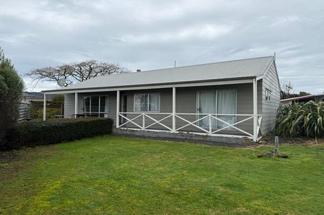 Photo of property in 115 Middle Road, Havelock North, 4130