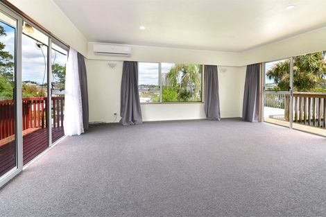 Photo of property in 27 Amorino Drive, Red Beach, 0932