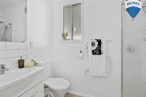 Photo of property in 2/71 Hikurangi Street, Trentham, Upper Hutt, 5018