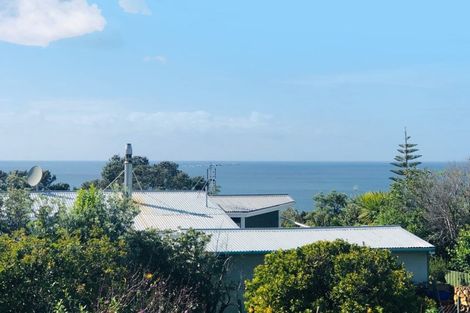 Photo of property in 12 Totara Road, Leigh, 0985