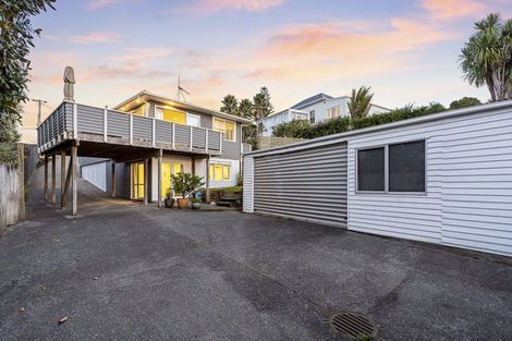 Photo of property in 66 Verbena Road, Birkdale, Auckland, 0626