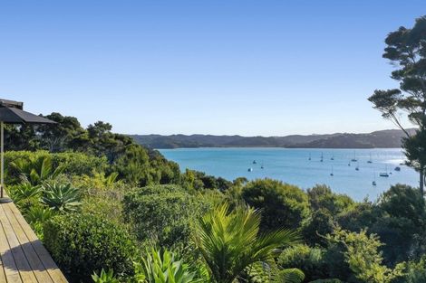 Photo of property in 10 Paine Brown Way, Russell, 0272