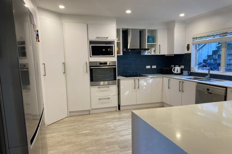 Photo of property in 39 Emlyn Place, Torbay, Auckland, 0630