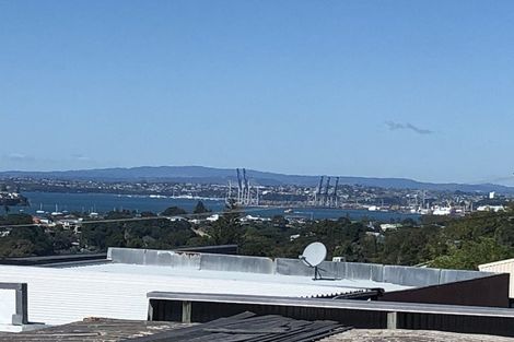 Photo of property in 7/241 Hinemoa Street, Birkenhead, Auckland, 0626