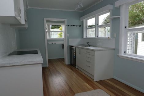 Photo of property in 1 Huia Place, Levin, 5510