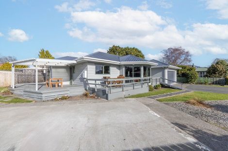 Photo of property in 12 Marotoa Grove, Turangi, 3334