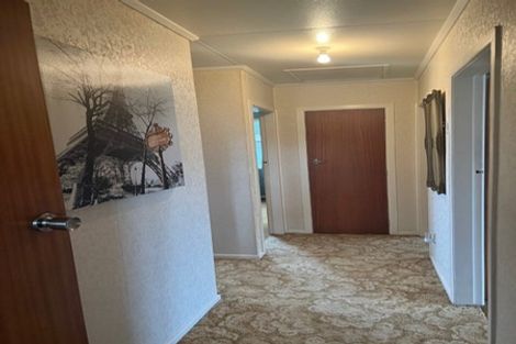 Photo of property in 24 Hall Crescent, Taumarunui, 3920